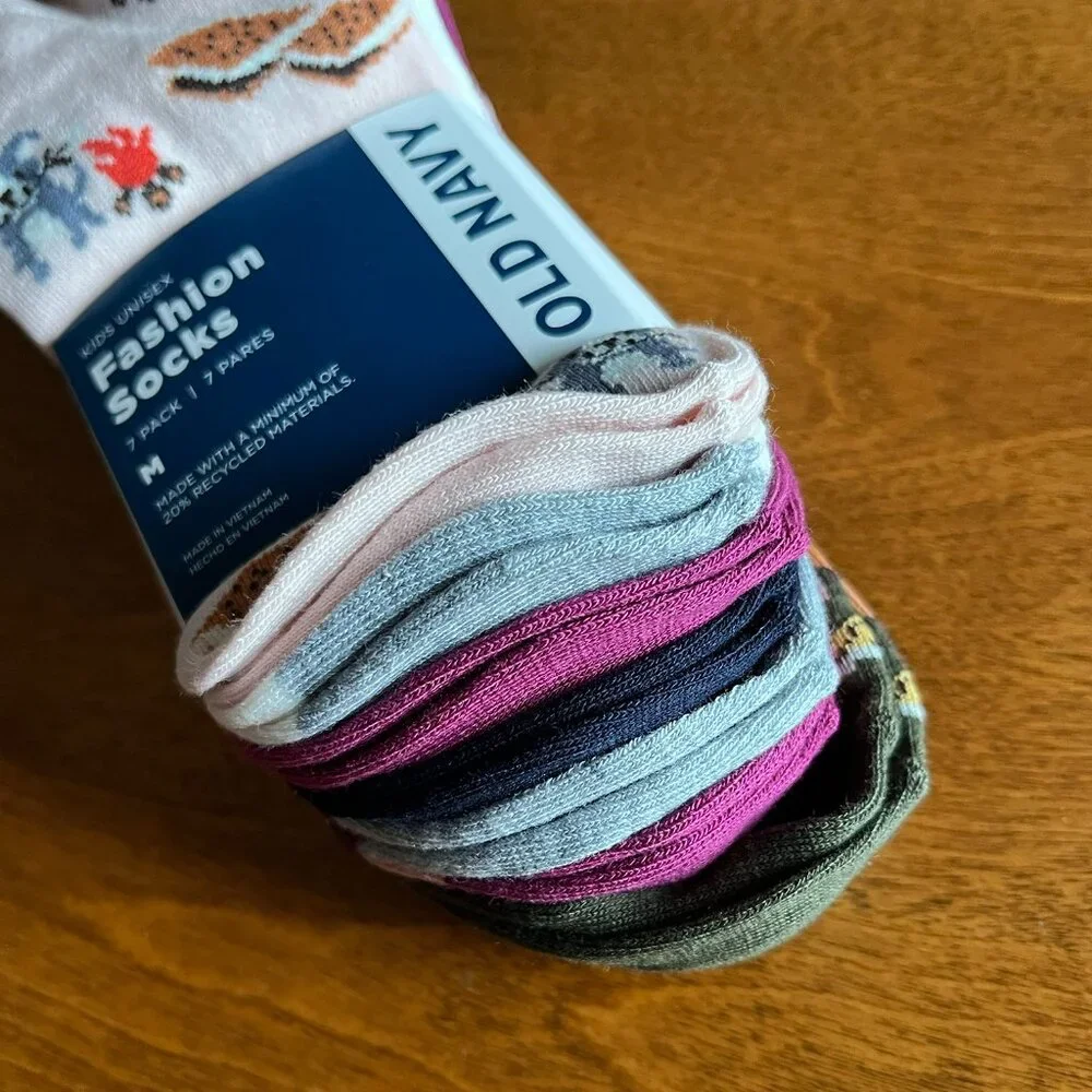 Old Navy 7-pack camping theme socks M NWT